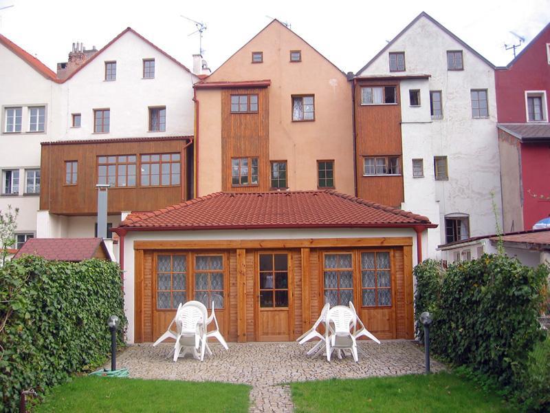 Penzion 102 Pardubice Luaran gambar