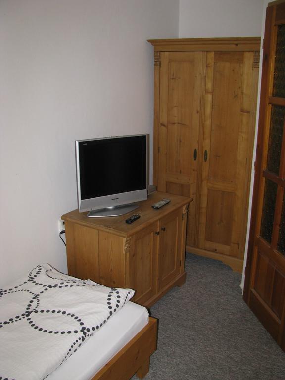Penzion 102 Pardubice Luaran gambar