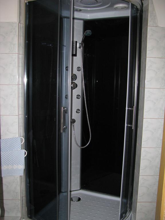 Penzion 102 Pardubice Luaran gambar