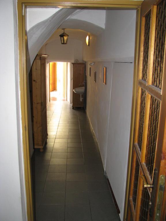 Penzion 102 Pardubice Luaran gambar