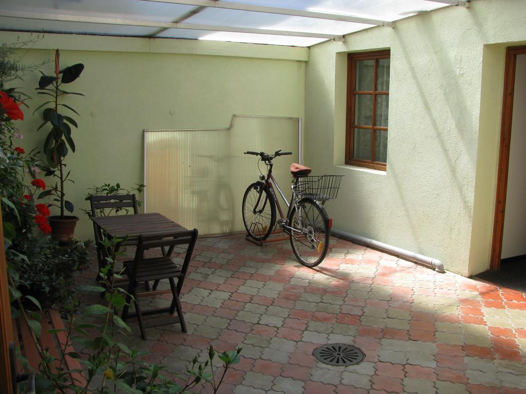 Penzion 102 Pardubice Luaran gambar